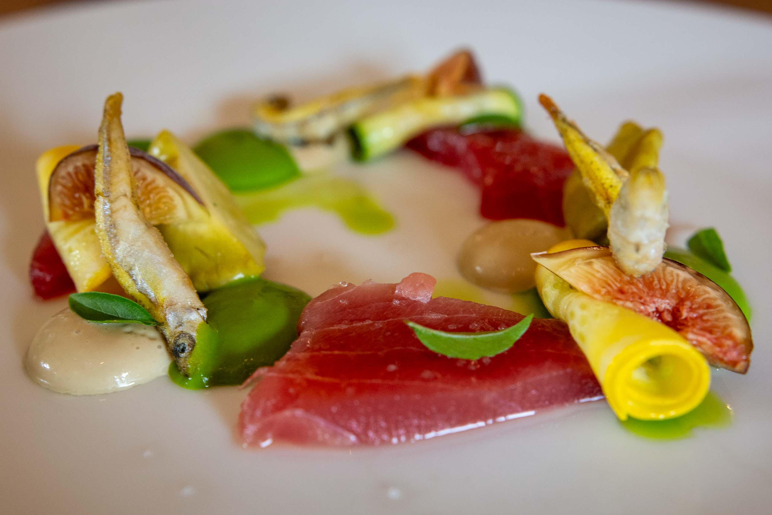 Fine dining restaurant Les Jardins in Parnac, Côtes du Lot
